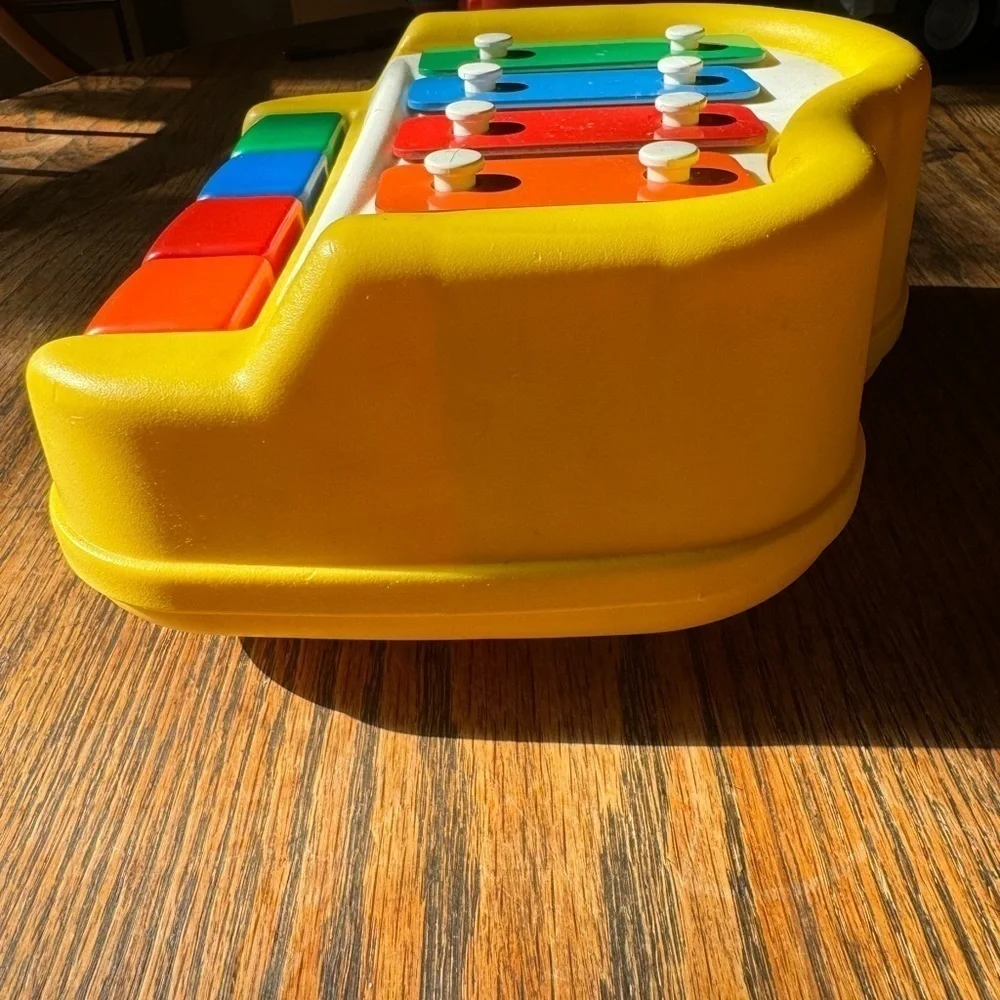 Little Tykes 4 note xylophone piano